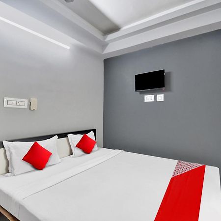 Super Hotel O Royal Empire Kolkata Eksteriør bilde
