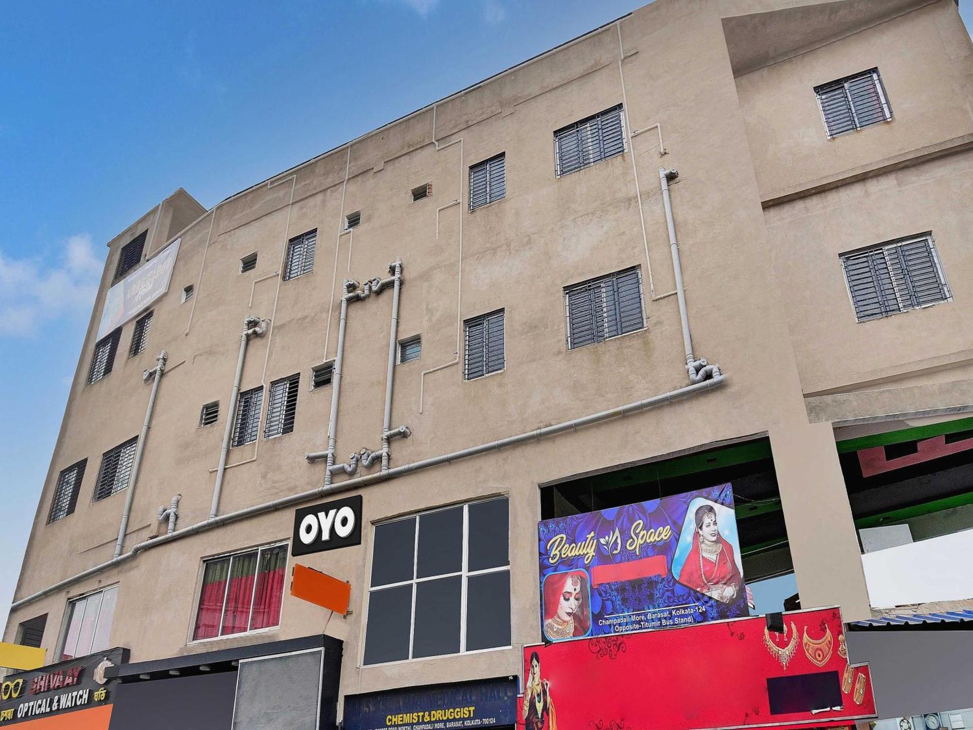 Super Hotel O Royal Empire Kolkata Eksteriør bilde