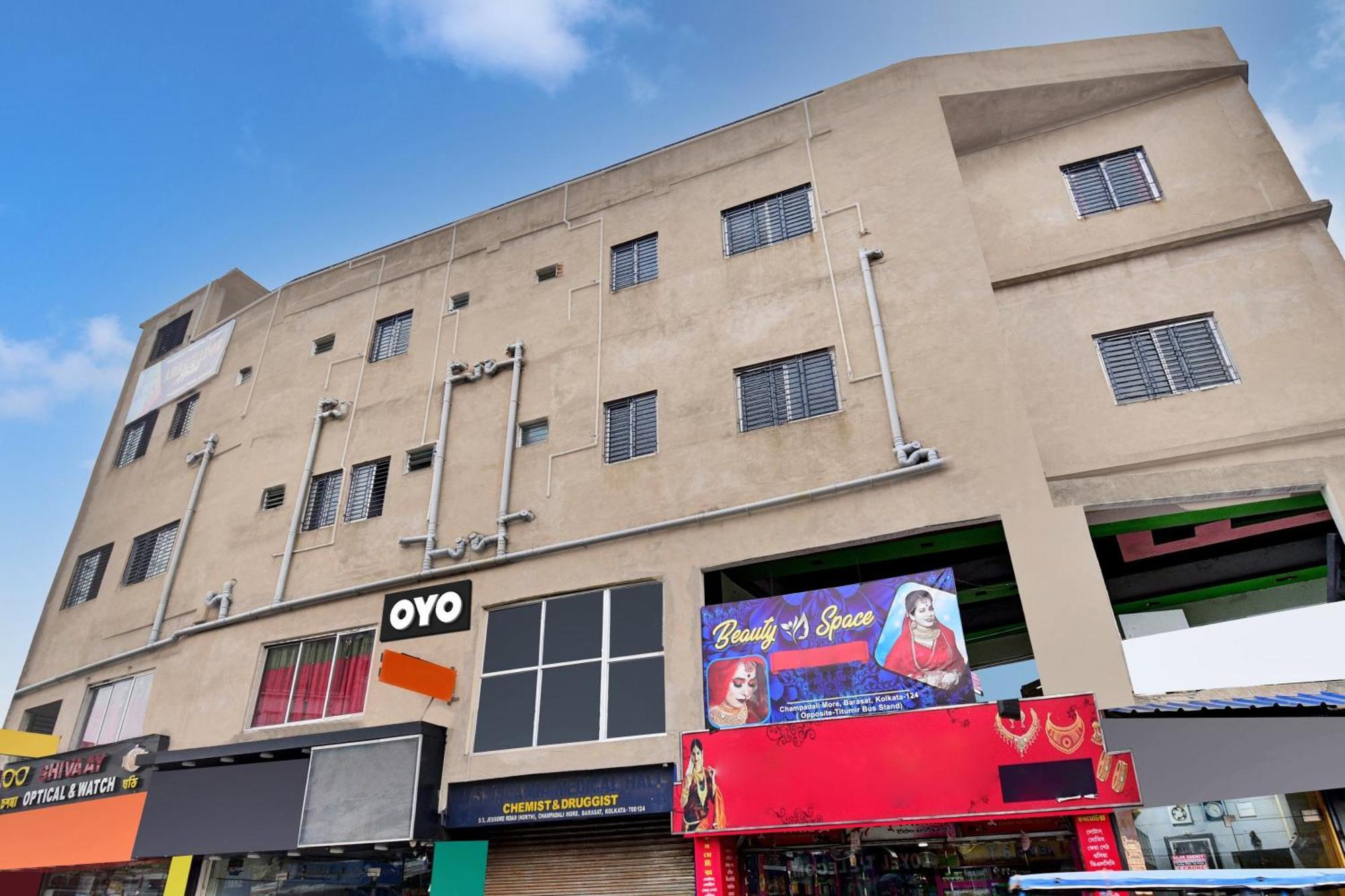 Super Hotel O Royal Empire Kolkata Eksteriør bilde
